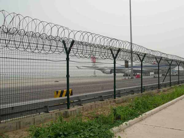 機(jī)場(chǎng)護(hù)欄網(wǎng) - 安平縣全昊金屬絲網(wǎng)制品有限公司圖片3